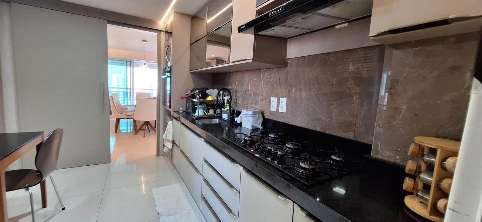 Imagem Apartamento com 4 Quartos à Venda, 163 m² em Fátima - Fortaleza