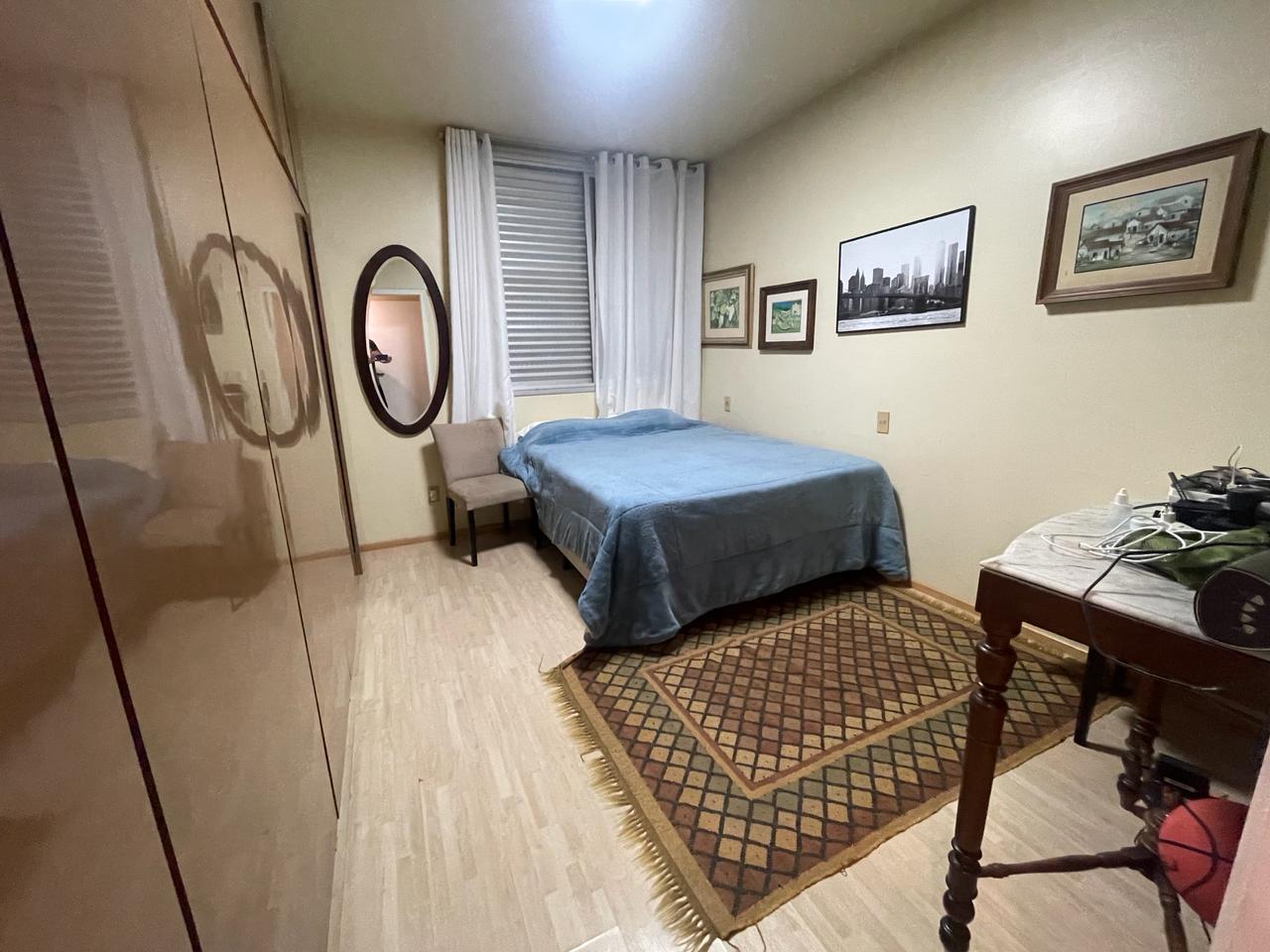 Imagem Apartamento com 4 Quartos à Venda, 224 m²em Centro - Florianópolis