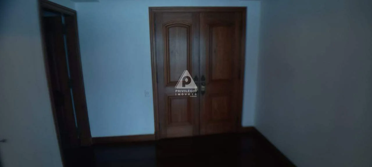 Imagem Apartamento com 6 Quartos à Venda, 470 m²em Ipanema - Rio de Janeiro