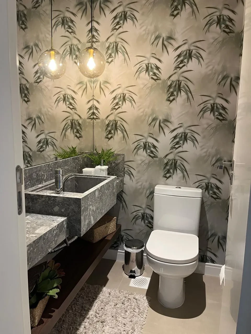 Imagem Apartamento com 2 Quartos à Venda, 100 m² em Jurerê - Florianópolis