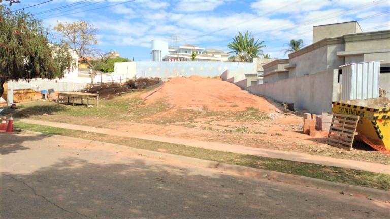 Terreno em Condomínio à Venda, 700 m²em Condomínio Reserva da Serra - Jundiaí