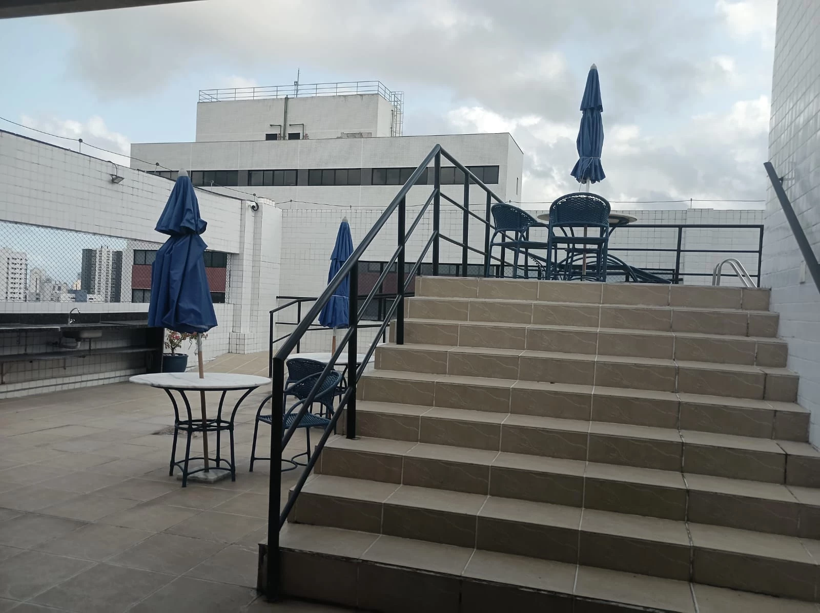 Imagem Apartamento com 3 Quartos à Venda, 70 m² em Casa Amarela - Recife