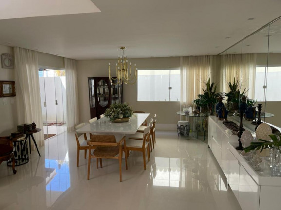Imagem Casa com 3 Quartos à Venda, 293 m² em Buraquinho - Lauro de Freitas