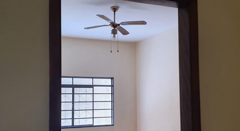 Imagem Casa com 3 Quartos à Venda, 306 m² em Vila Canevari - Cruzeiro