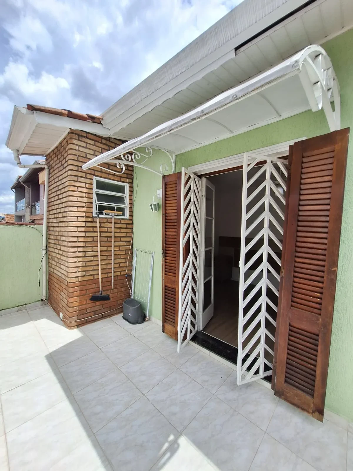 Imagem Sobrado com 3 Quartos à Venda, 180 m² em Jardim Pinhal - Guarulhos