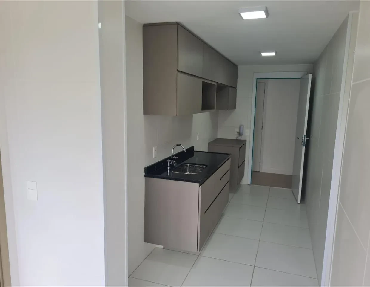 Imagem Apartamento com 3 Quartos para Alugar, 120 m² em Barra da Tijuca - Rio de Janeiro