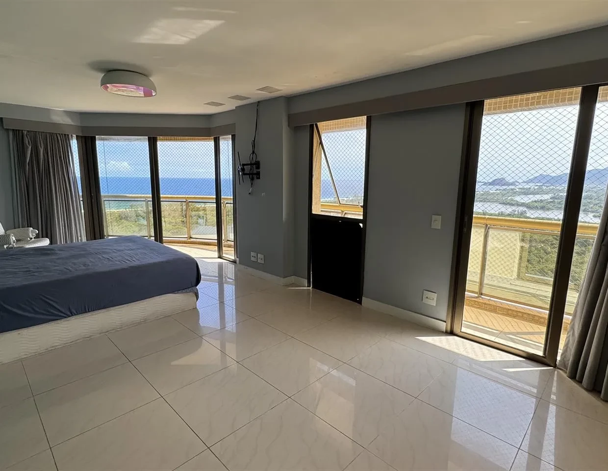 Imagem Apartamento com 3 Quartos à Venda ou Locação, 268 metro em Barra da Tijuca - Rio de Janeiro
