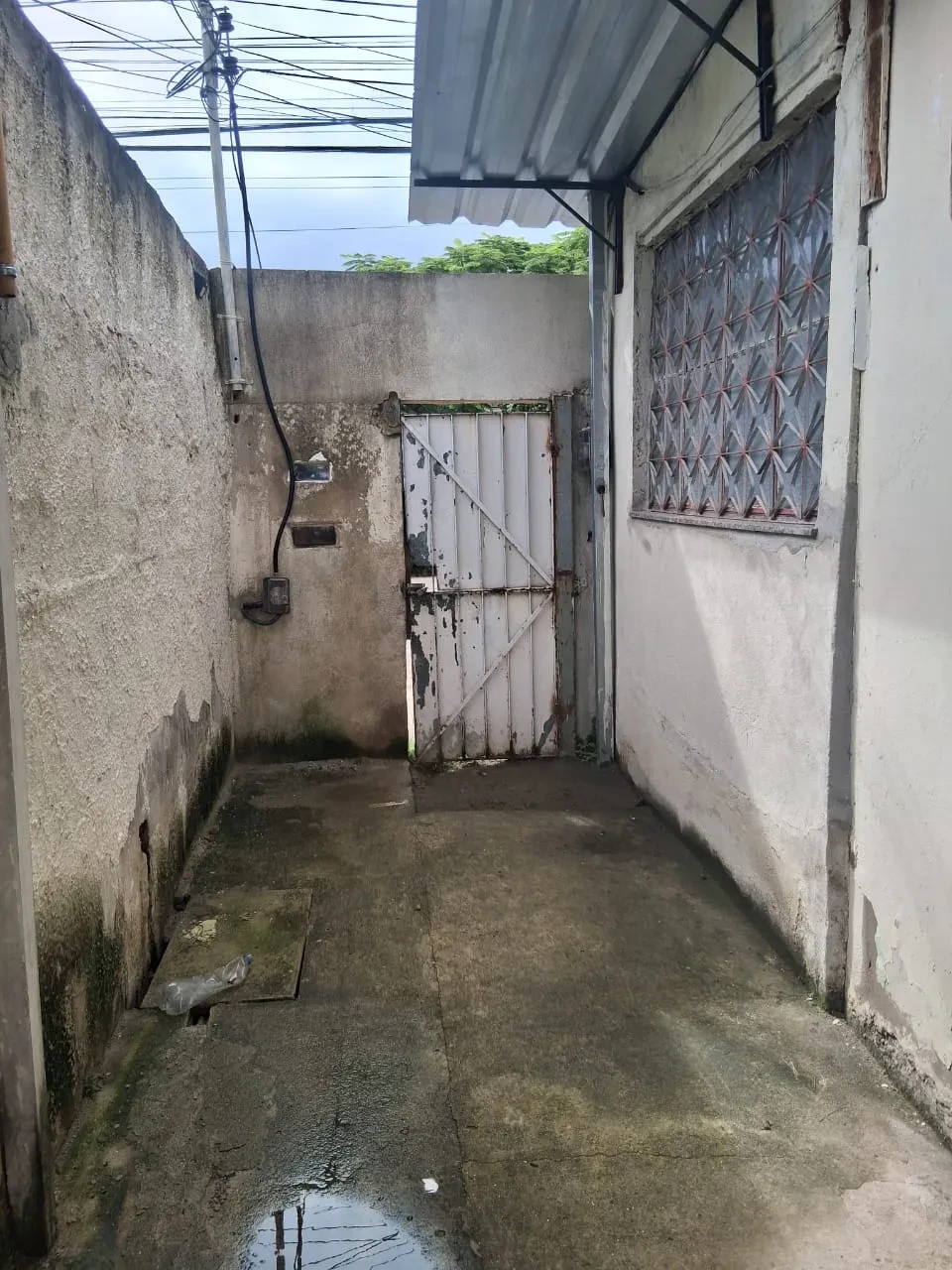 Imagem Casa de Vila com 1 Quarto à Venda, 56 m² em Senador Vasconcelos - Rio de Janeiro