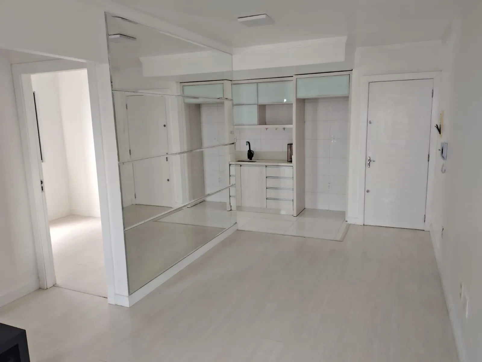 Imagem Apartamento com 3 Quartos à Venda, 56 metros em Seminário - Chapecó
