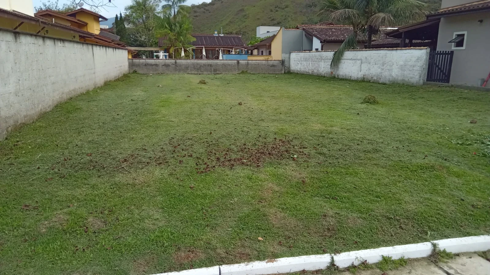 Foto do imóvel: Terreno em Condomínio à Venda, 450 m² em Horto Florestal - Ubatuba