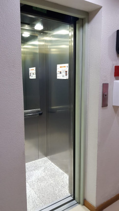 Imagem Sala Comercial para Alugar, 105 m² em Rio Branco - Porto Alegre