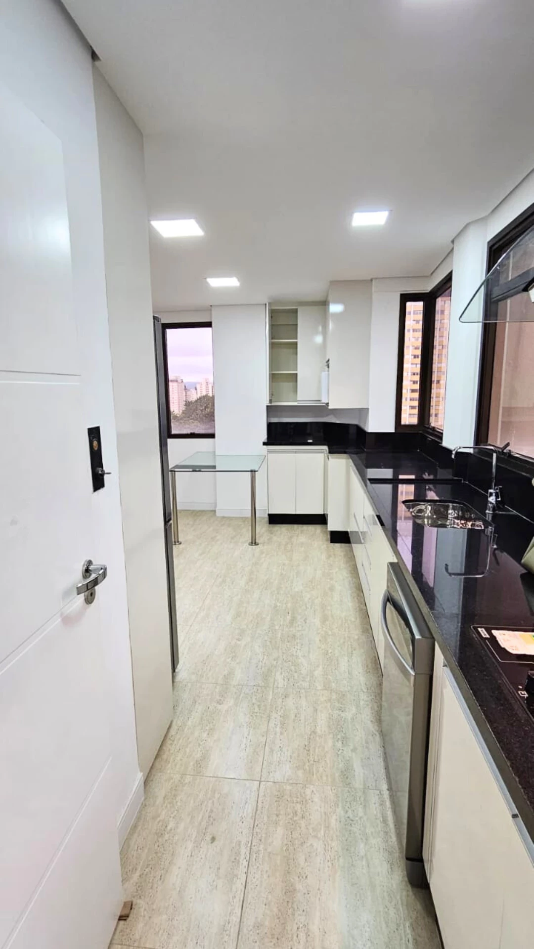 Imagem Apartamento com 3 Quartos à Venda, 210 m² em Sumaré - São Paulo