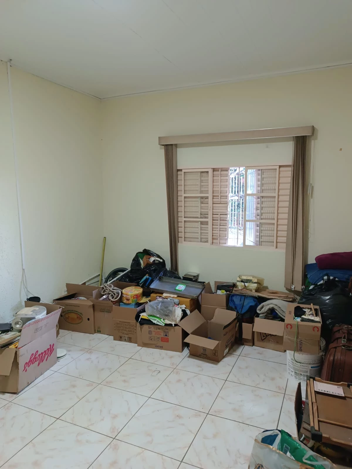 Imagem Casa com 2 Quartos à Venda, 230 m² em Jardim Fernandes - São Paulo
