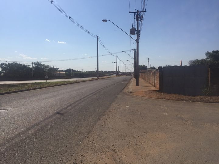 Imagem Galpão à Venda, 600 m² em Parque Industrial - Araçatuba