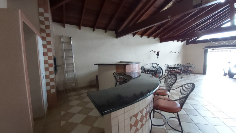Imagem Casa com 2 Quartos à Venda, 252 metros em Vila Carlota - Campo Grande
