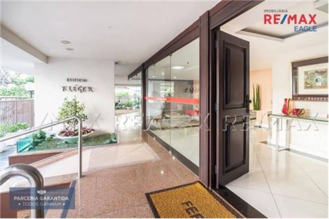 Imagem Apartamento com 2 Quartos à Venda,  em Icaraí - Niterói
