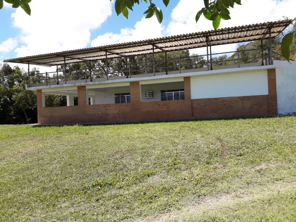 Imagem Casa com 4 Quartos à Venda, 42.400 m² em Fragoso - Olinda