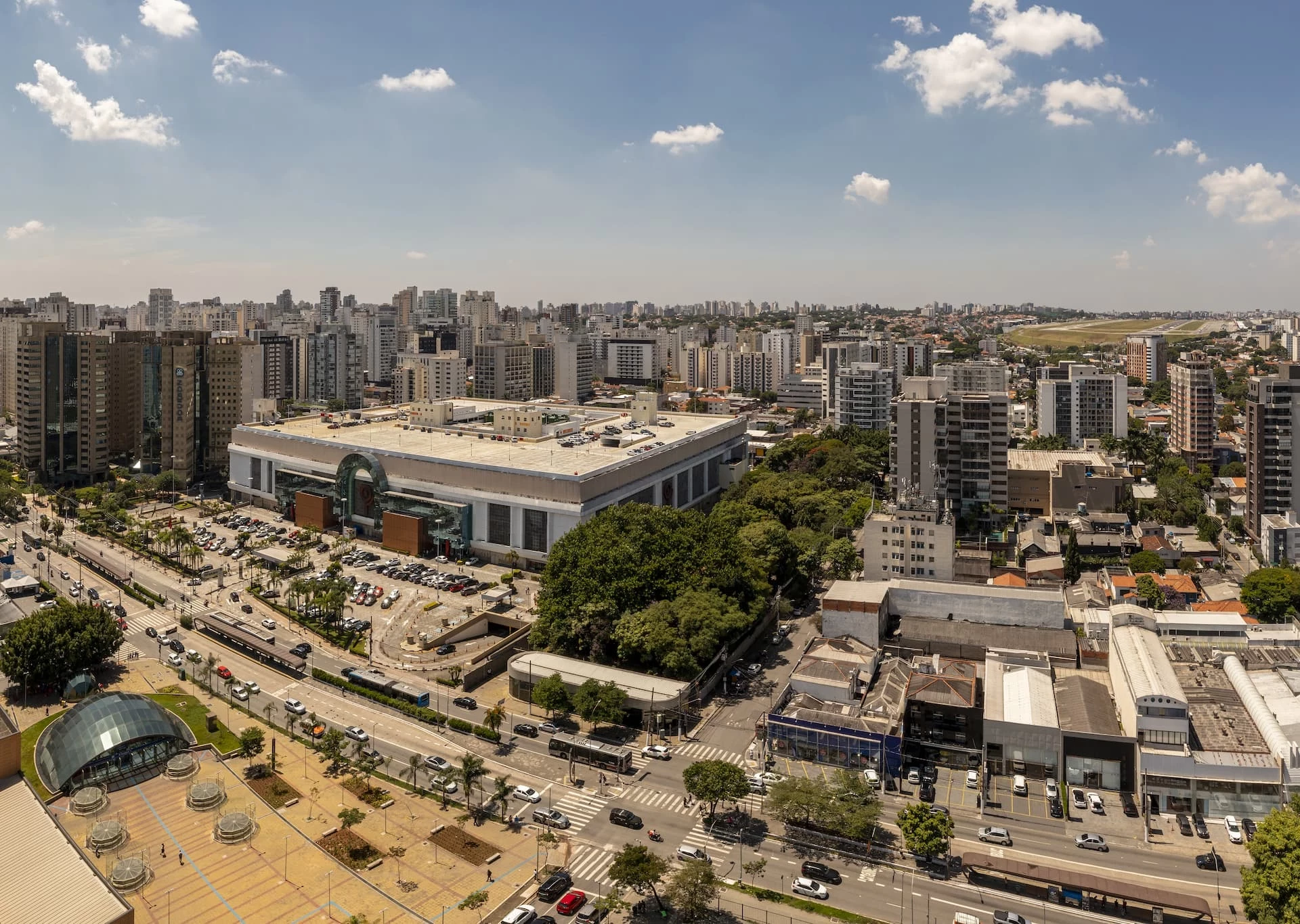 Foto do imóvel: Edifício Residencial com 2 Quartos à Venda, 66 m² em Indianópolis - São Paulo