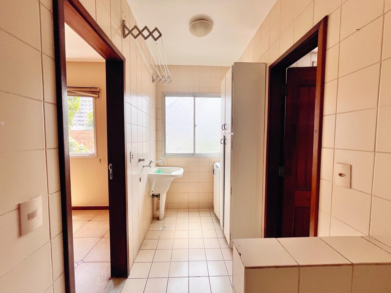 Foto do imóvel: Apartamento com 3 Quartos para Alugar, 100 m² em Pedreira - Belém