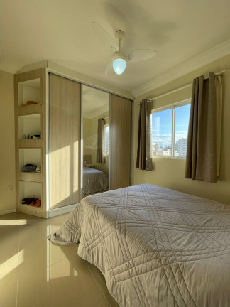 Imagem Apartamento com 3 Quartos à Venda, 130 m² em Meia Praia - Itapema