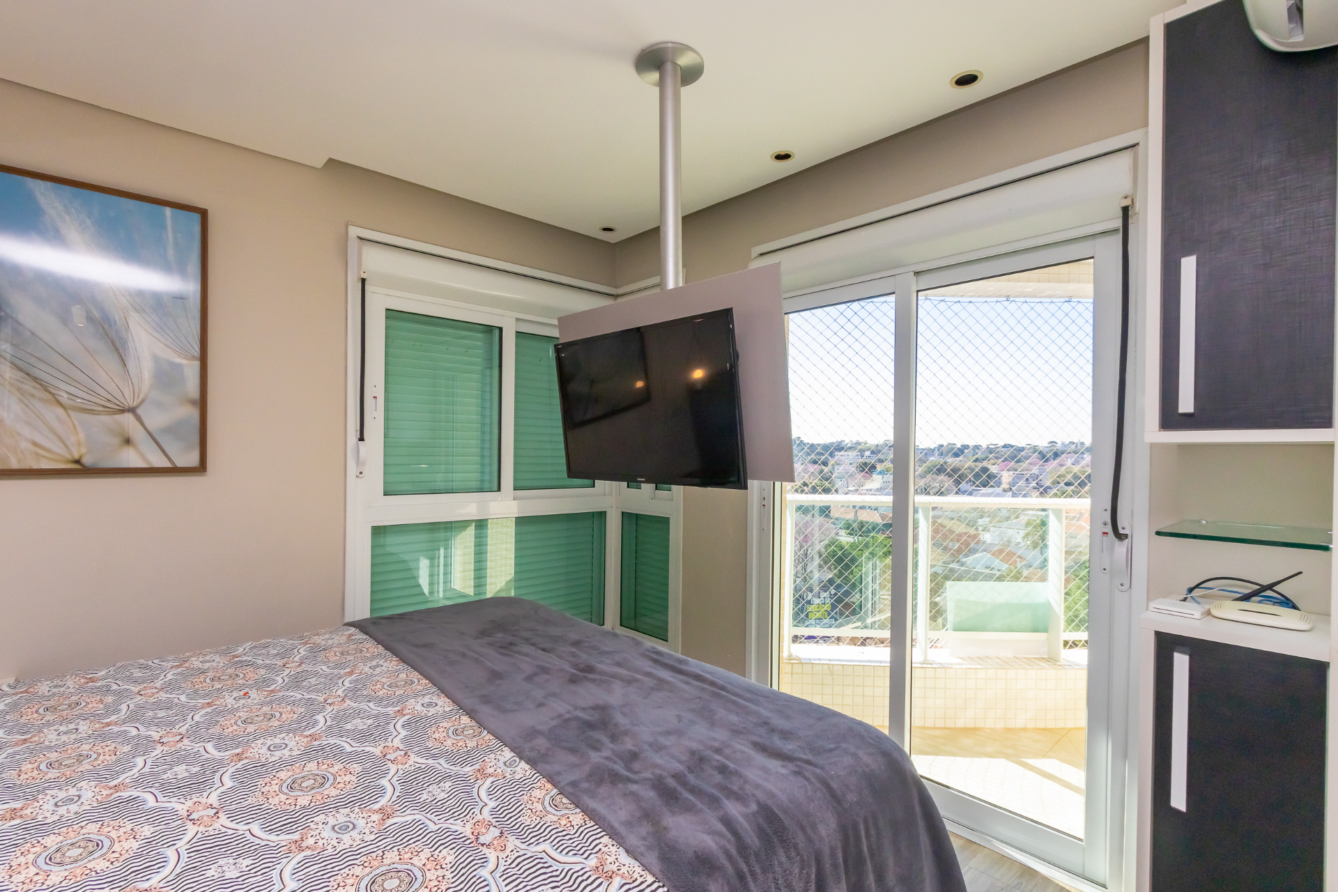 Imagem Apartamento com 3 Quartos à Venda, 172 m² em  - 