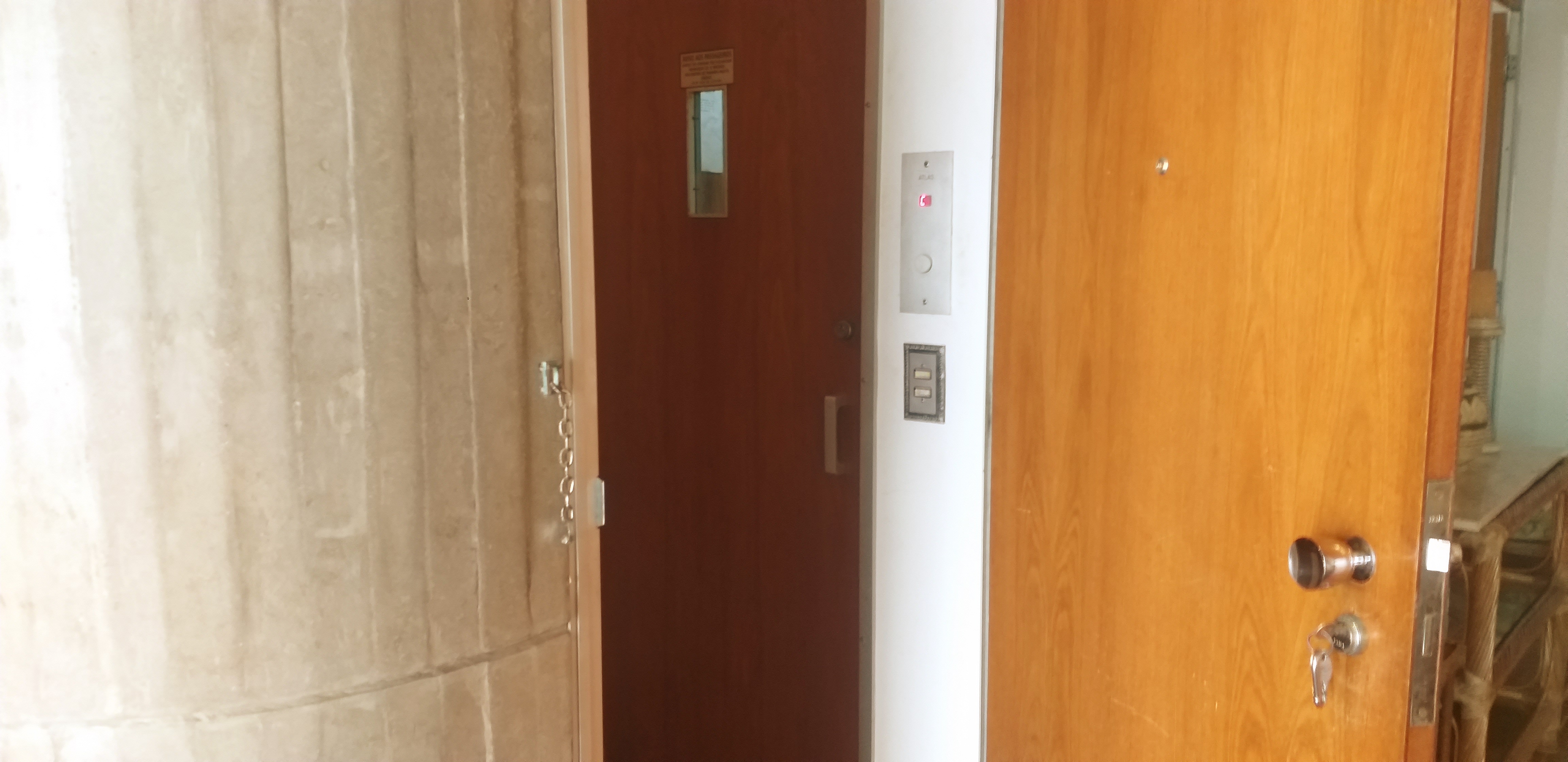 Imagem Cobertura com 3 Quartos à Venda, 300 m² em Pitangueiras - Guarujá