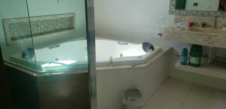 Imagem Casa com 4 Quartos à Venda, 538 m²em Setor Habitacional Vicente Pires - Trecho 3 - Brasília