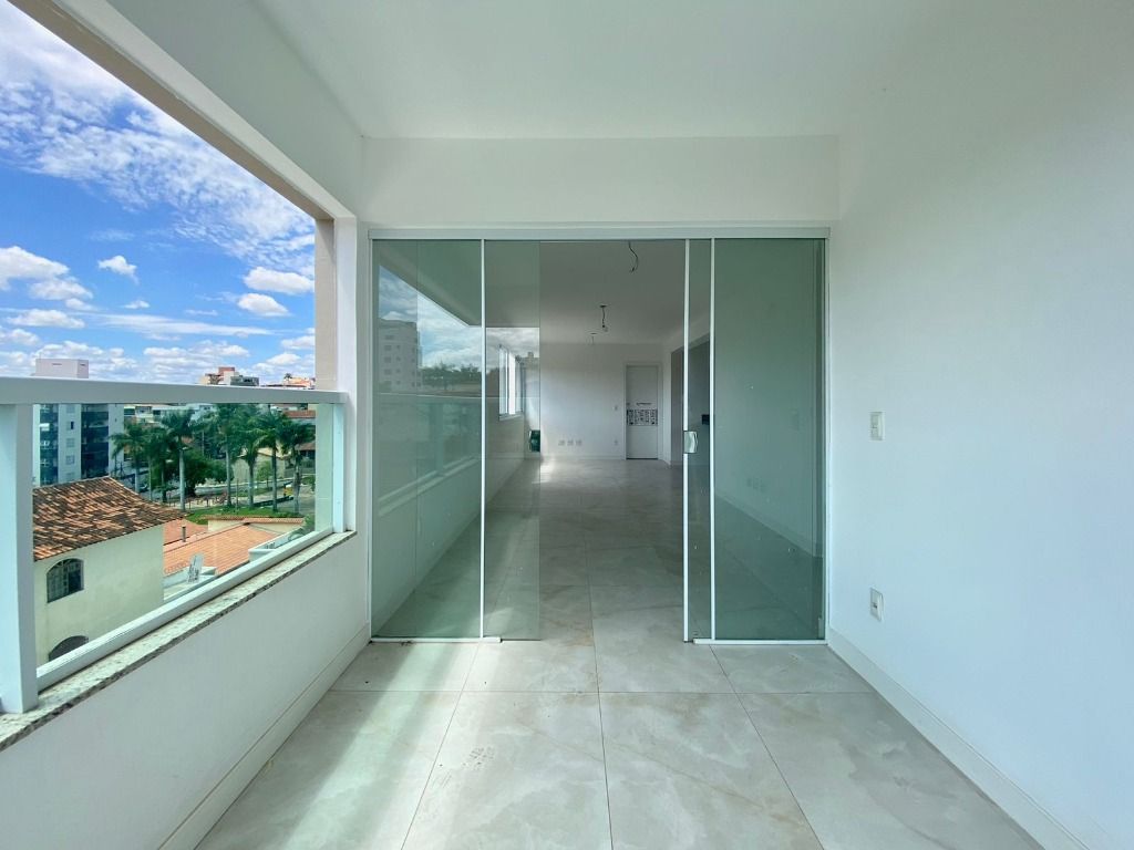 Imagem Apartamento com 4 Quartos à Venda, 138 m² em Jaraguá - Belo Horizonte