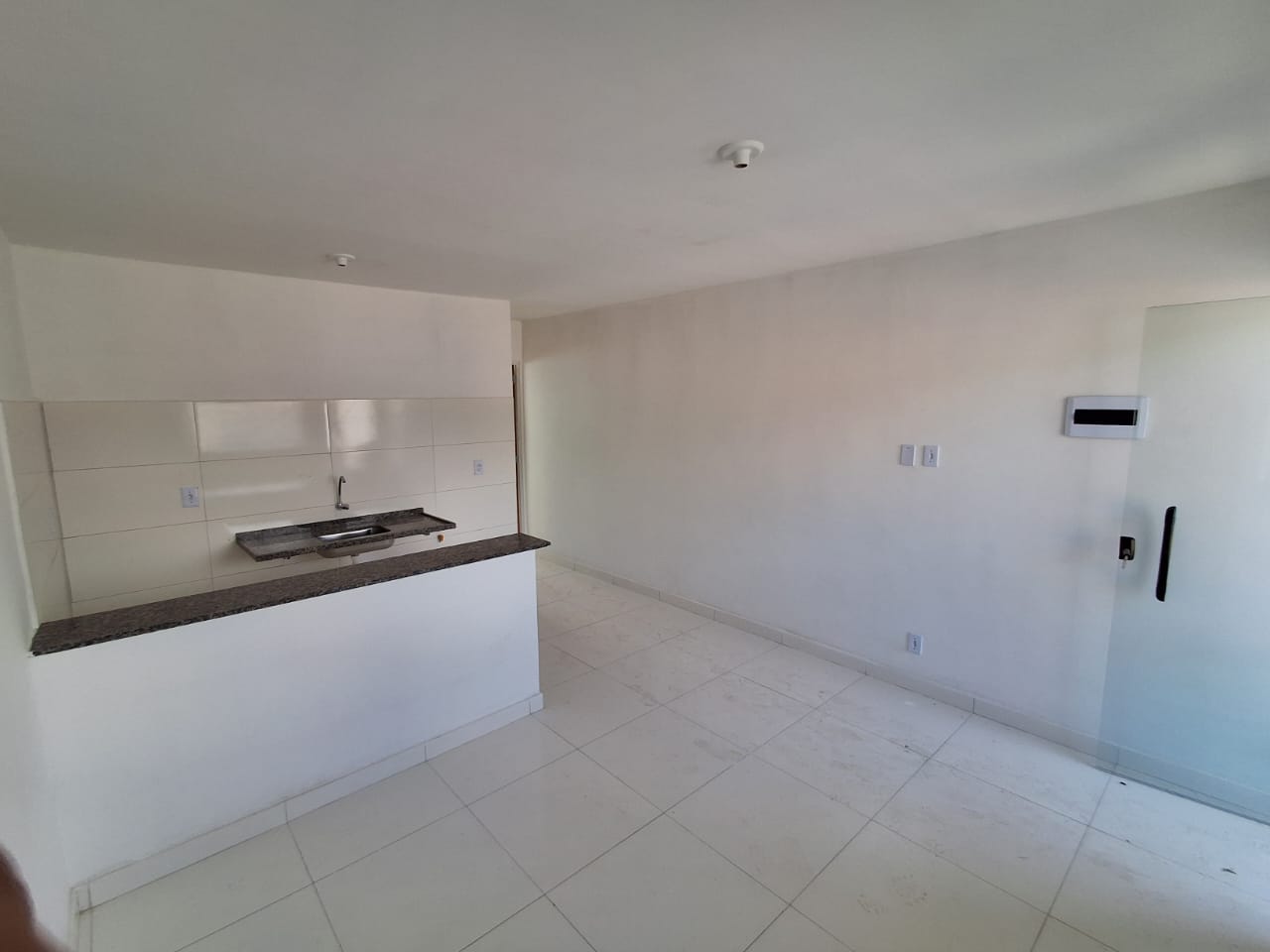 Imagem Sobrado com 1 Quarto à Venda, 4.969 m² em Centro - Queimados