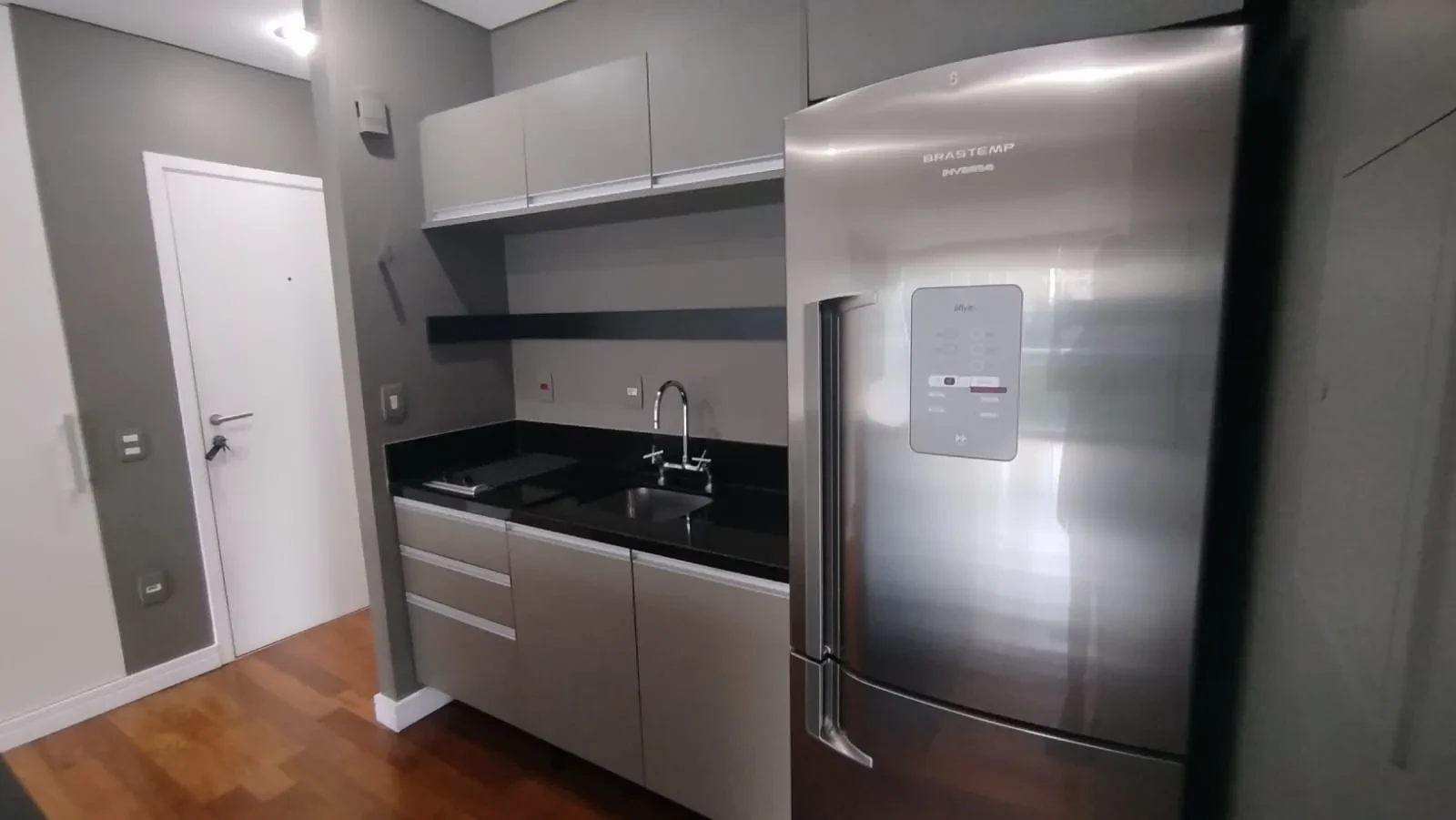 Imagem Apartamento com 1 Quarto à Venda ou Locação, 93 m² em Itaim Bibi - São Paulo