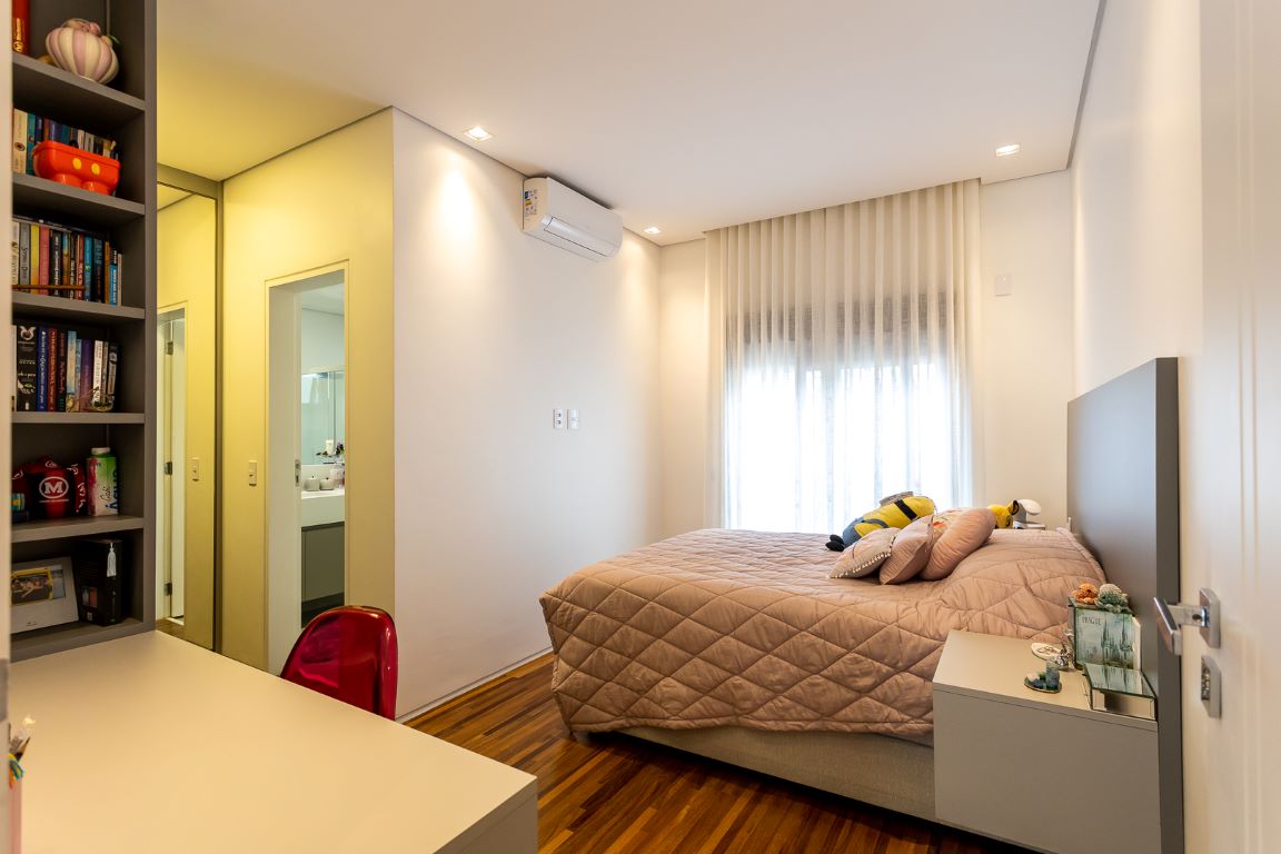 Imagem Casa de Condomínio com 4 Quartos à Venda, 349 m² em Alphaville - Santana de Parnaíba