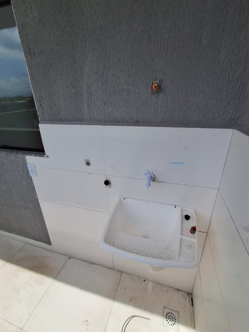 Imagem Sobrado com 1 Quarto à Venda, 4.969 m² em Centro - Queimados
