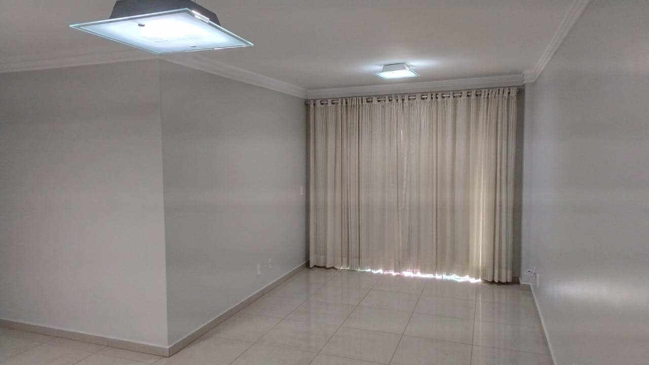 Imagem Apartamento com 3 Quartos à Venda, 107 m²em Setor Bueno - Goiânia
