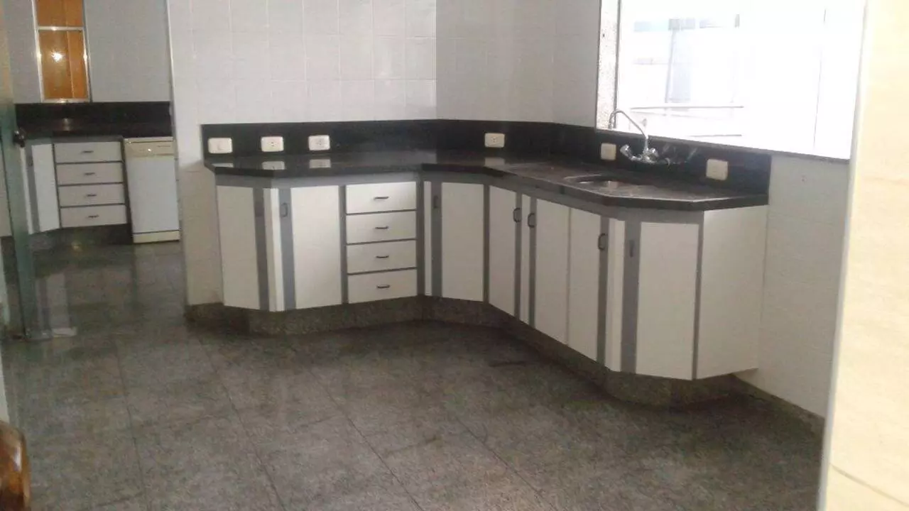 Imagem Casa com 4 Quartos à Venda ou Locação, 792 m² em Interlagos - São Paulo