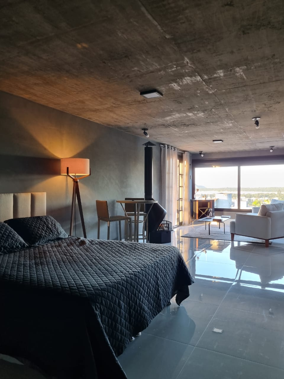 Imagem Cobertura com 2 Quartos à Venda, 150 m²em Ingleses do Rio Vermelho - Florianópolis