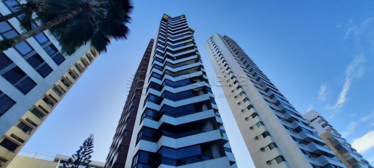 Imagem Apartamento com 4 Quartos à Venda,  em Candeias - Jaboatão dos Guararapes