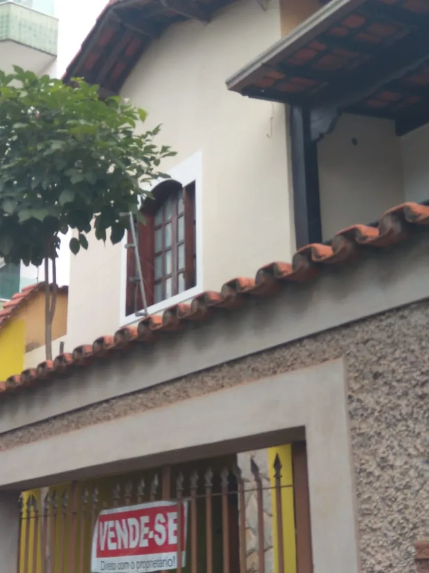 Imagem Casa com 4 Quartos à Venda, 250 m² em Barreiro - Belo Horizonte