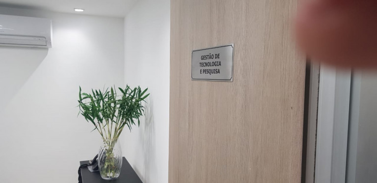 Imagem Sala Comercial à Venda, 320 m² em Centro - Niterói