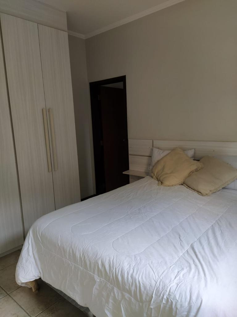 Imagem Casa com 3 Quartos à Venda, 300 m²em Jardim Realce - Suzano