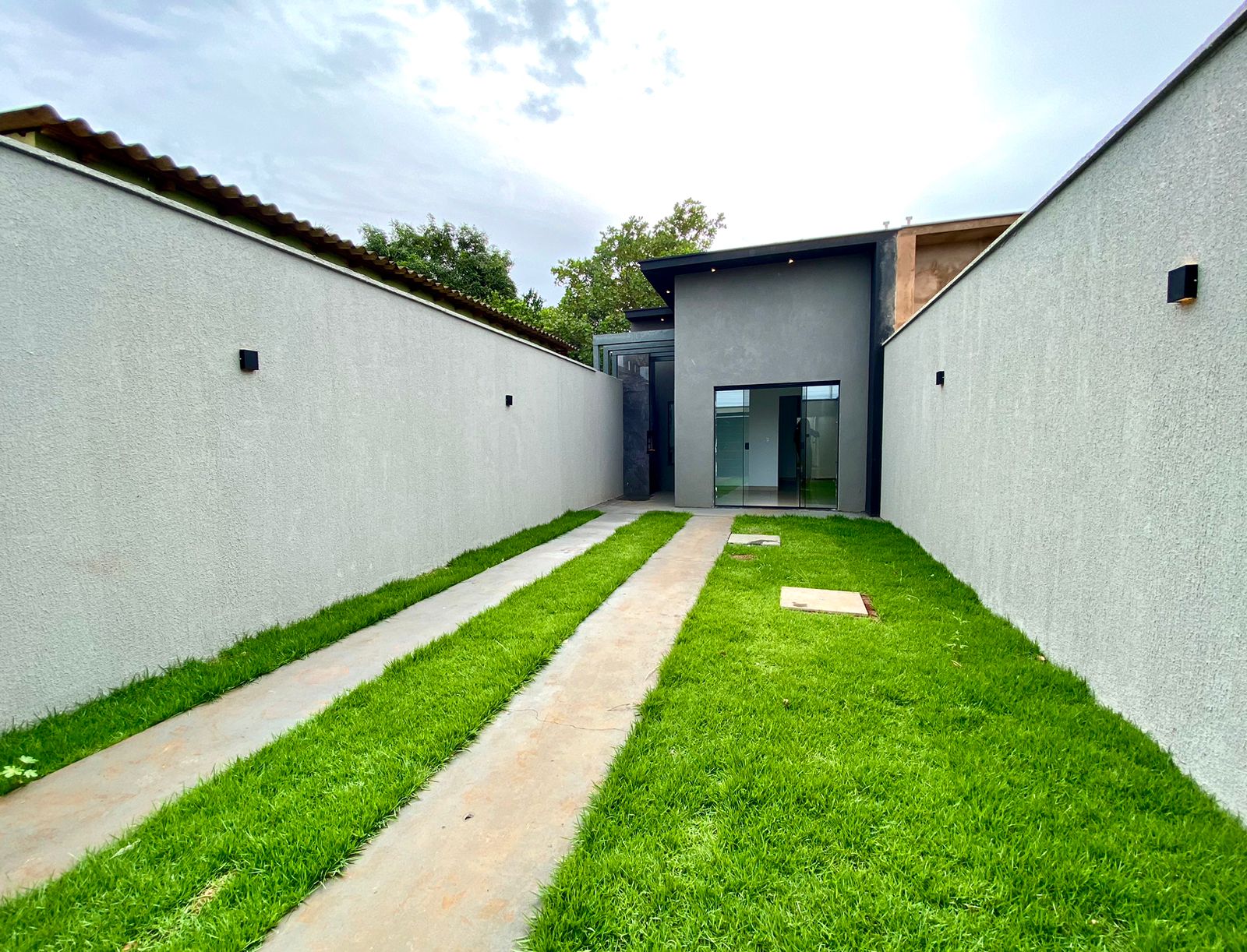 Casa com 2 Quartos à Venda, 67 m²em Jardim Floresta - Rio Verde