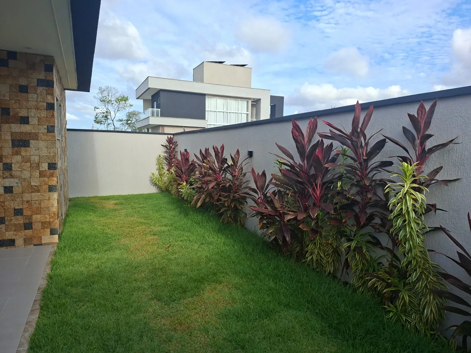 Imagem Casa de Condomínio com 3 Quartos à Venda, 143 m² em Cidade Alpha - Eusébio
