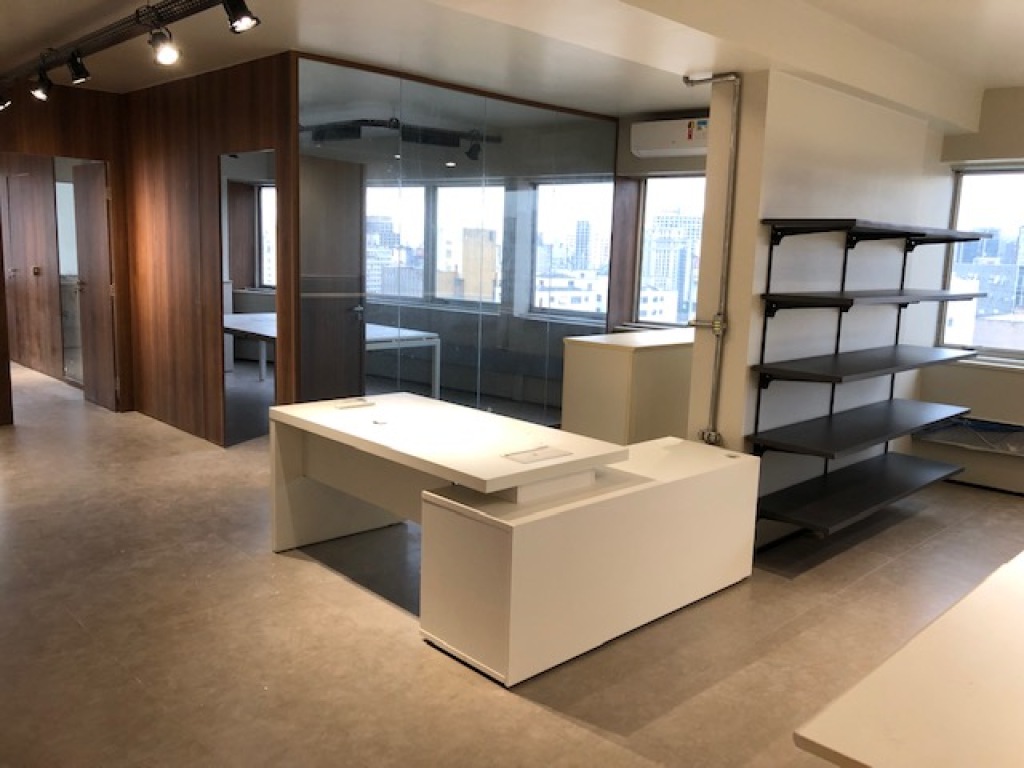 Sala Comercial para Alugar, 218 m²em Centro - São Paulo