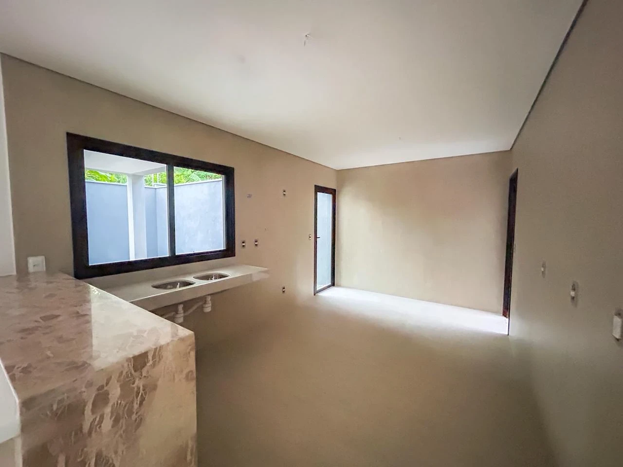 Foto do imóvel: Casa de Condomínio com 4 Quartos à Venda, 260 m² em Lagoinha - Eusébio