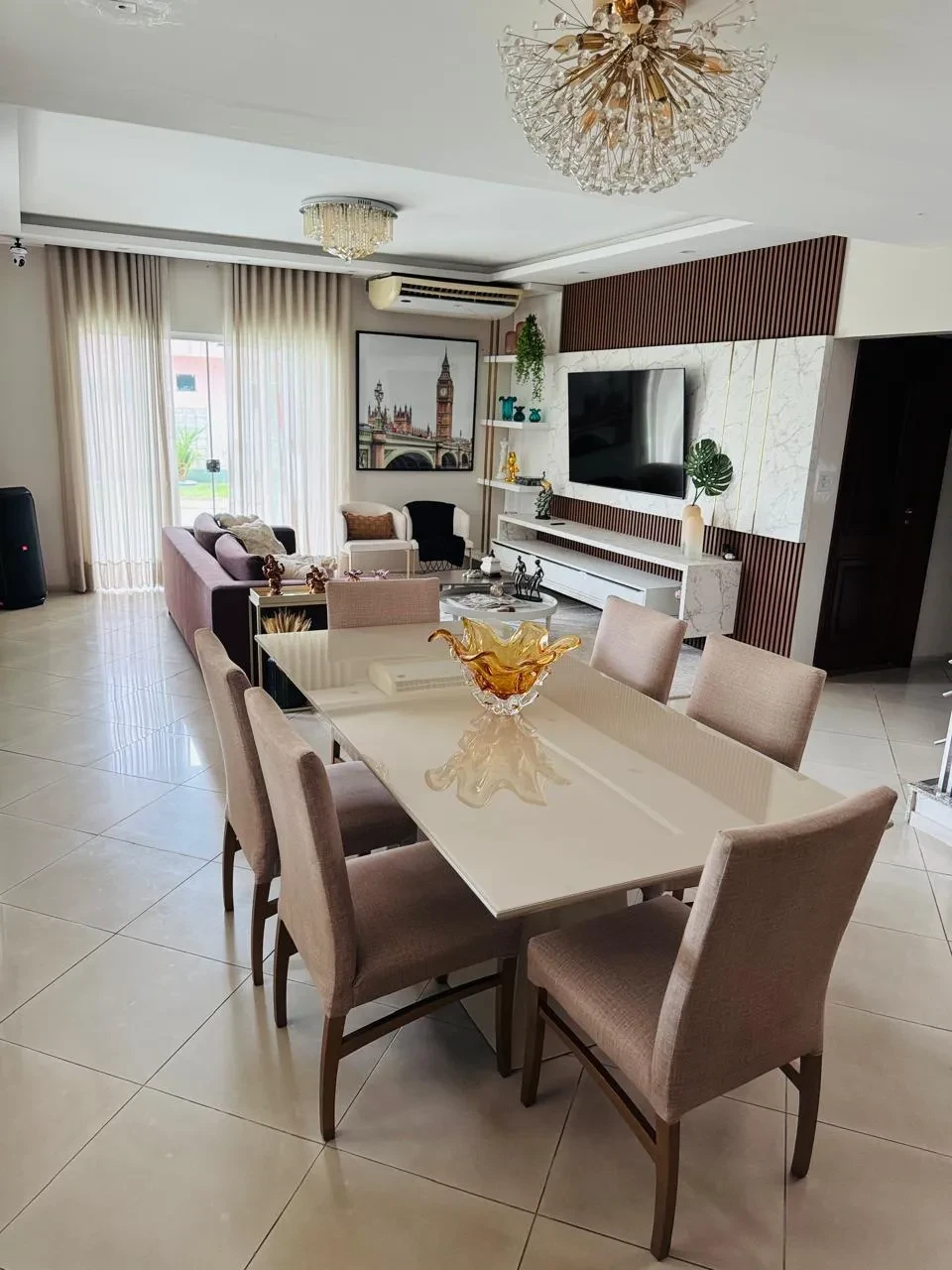 Foto do imóvel: Casa com 3 Quartos à Venda, 342 m² em Parque Verde - Belém