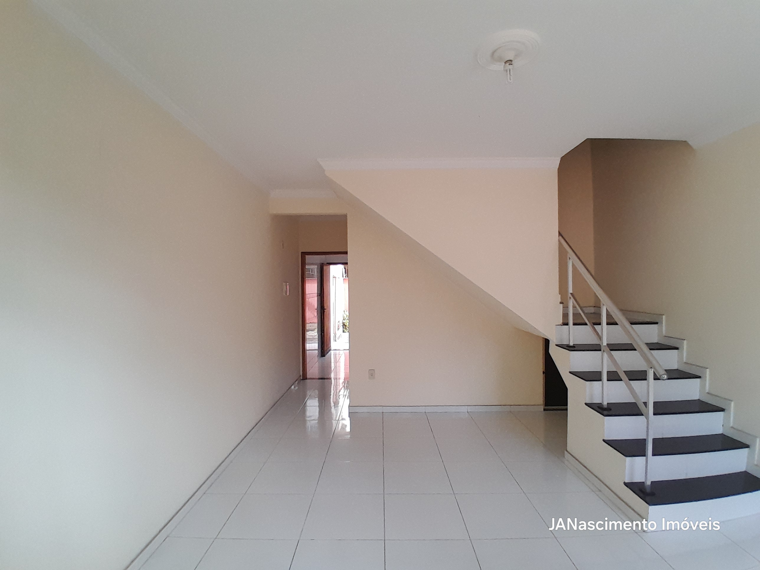 Foto do imóvel: Casa de Condomínio com 2 Quartos à Venda, 87 m² em Bangu - Rio de Janeiro