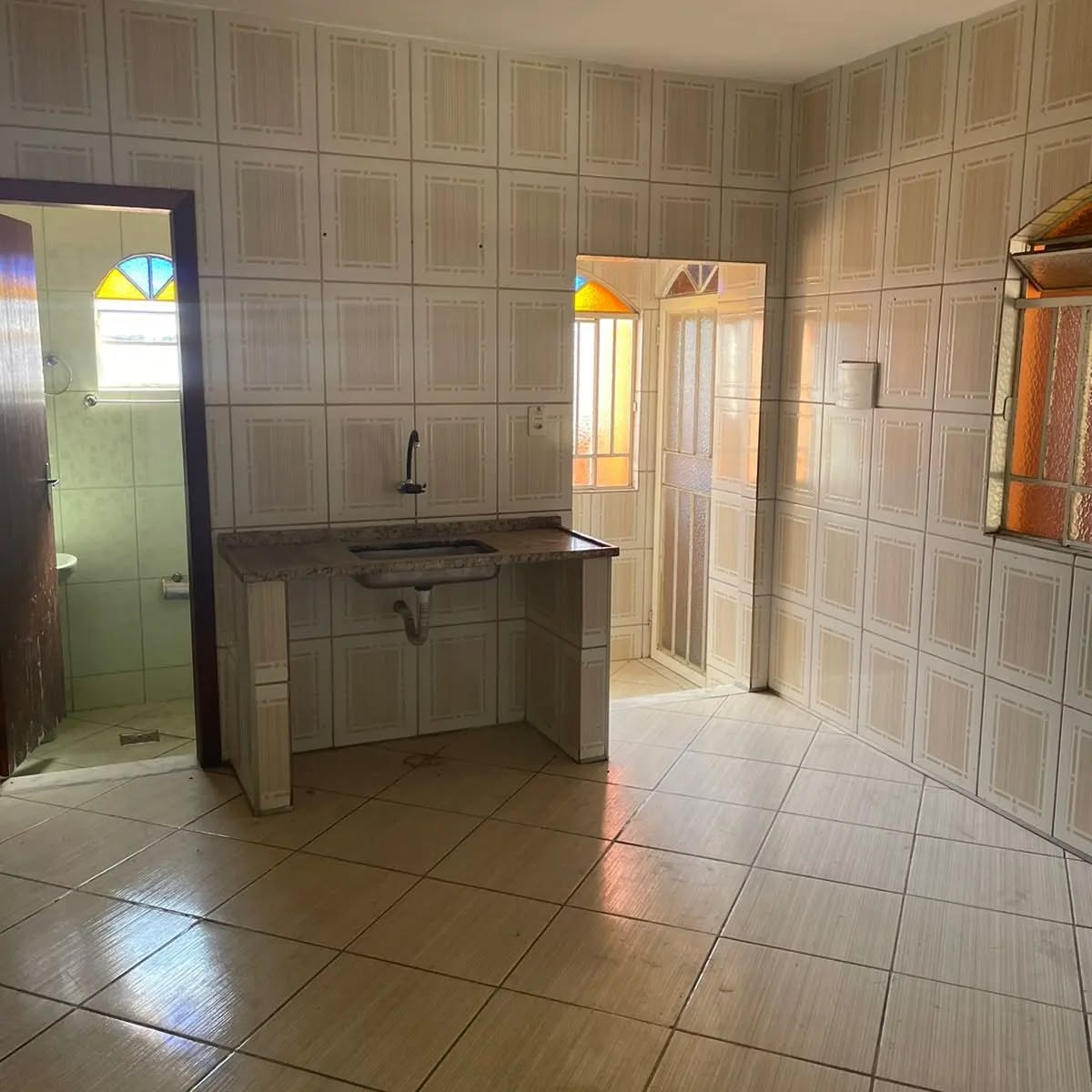 Imagem Casa com 4 Quartos à Venda, 360 m² em Veneza - Ribeirão das Neves