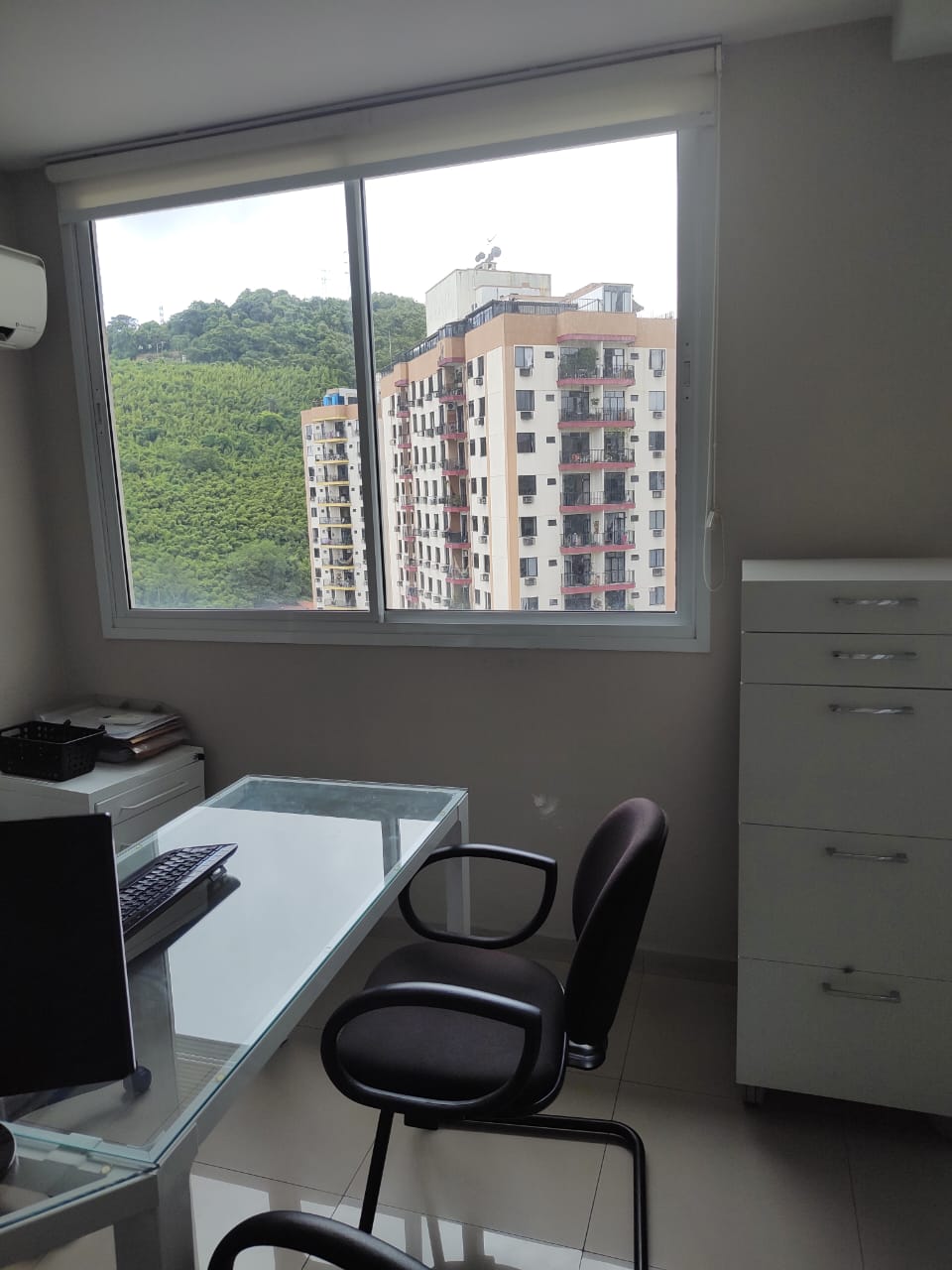 Imagem Sala Comercial à Venda, 28 m²em Santa Rosa - Niterói