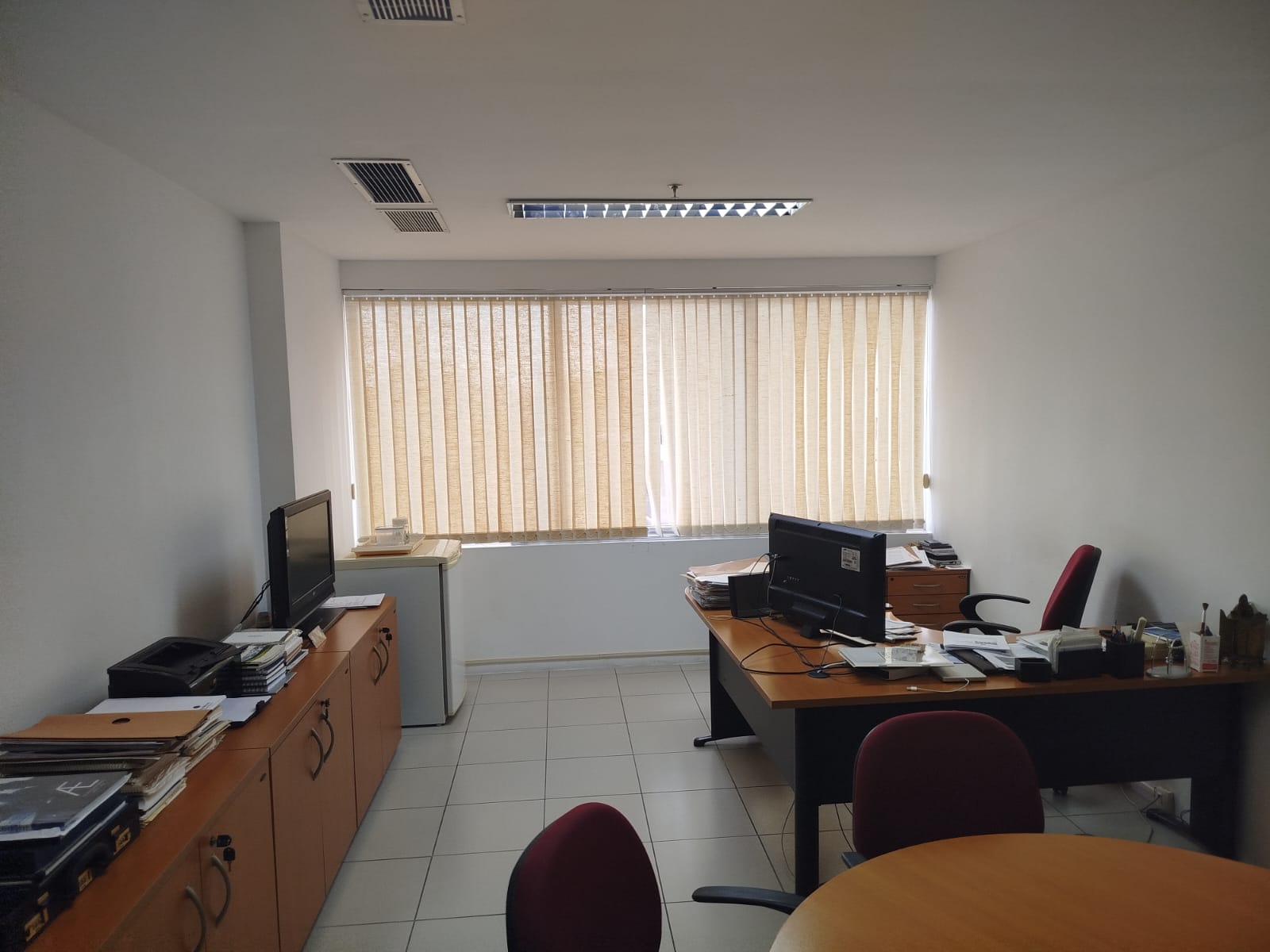 Imagem Sala Comercial para Alugar, 33 m²em Caminho das Árvores - Salvador