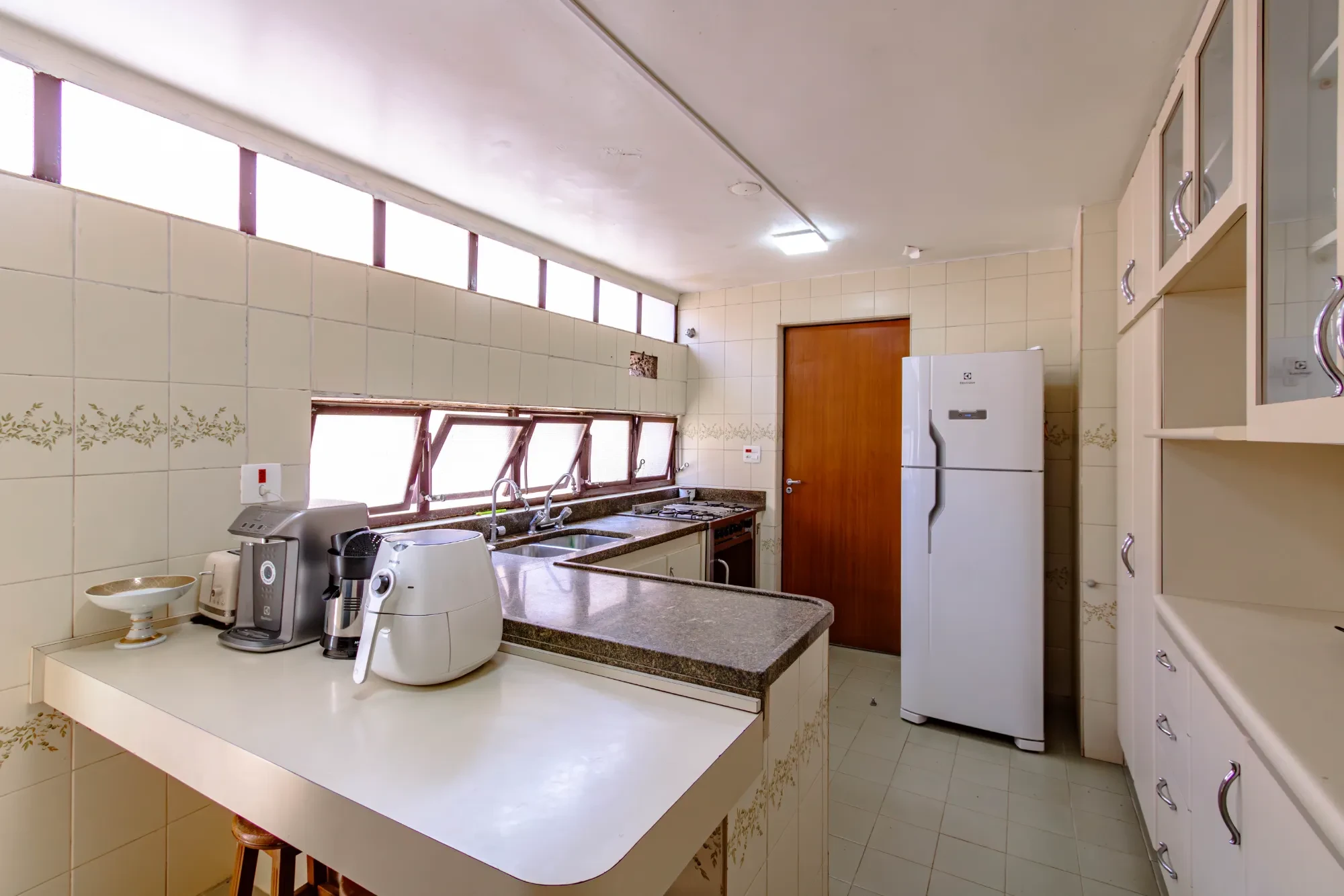 Imagem Sobrado com 4 Quartos para Alugar, 360 m² em Vila Gumercindo - São Paulo