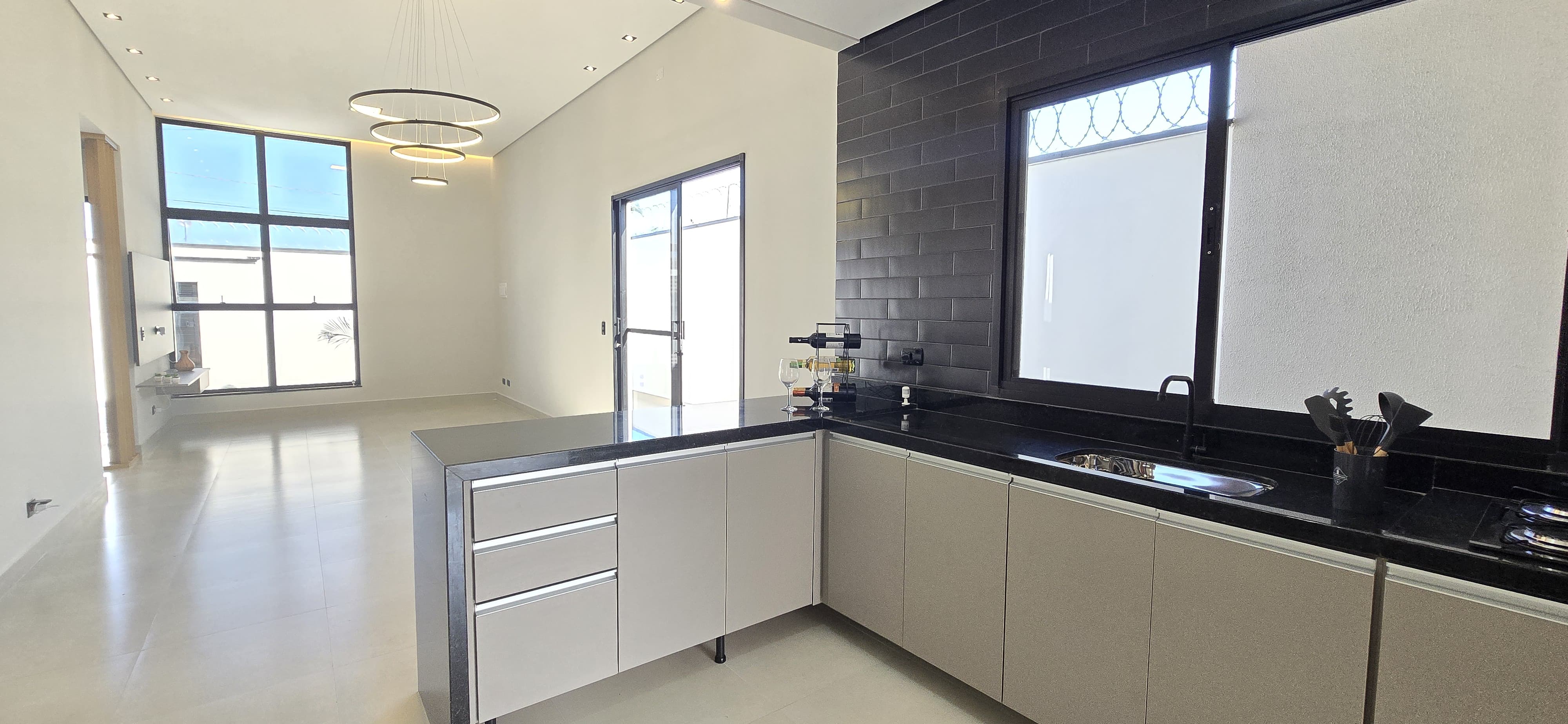 Imagem Casa com 3 Quartos à Venda, 135 m²em Cibratel II - Itanhaém